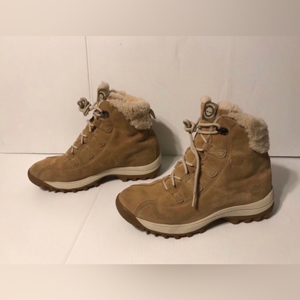 Timberland tan suede lace up boots genuine leather winter shoes women size 10 M - Picture 2 of 11